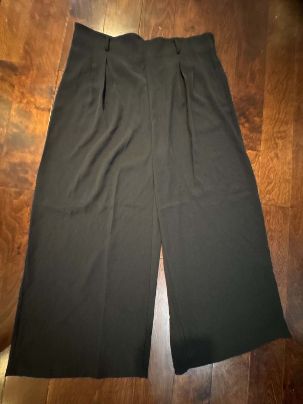 PrettyGarden Black Pleated Culottes XXL